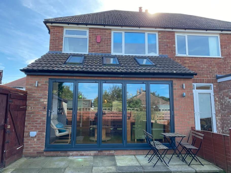 Lovely Semi-Beach 2X Pubs -5 Min Walk-Pets Welcome-Parking-Garden Scalby (North Yorkshire) Exterior foto